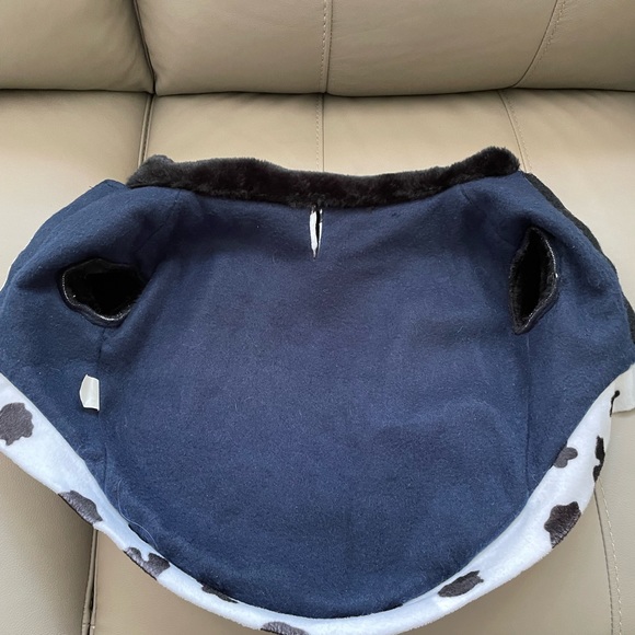 Adorable cow print dog coat-medium - Picture 6 of 8